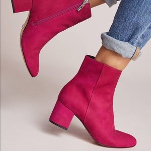 Schutz Lupe Ankle Boot Pink